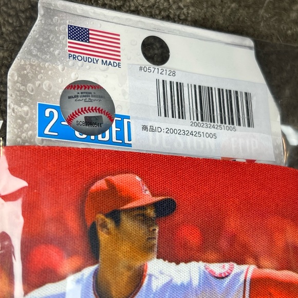 Shohei Ohtani Can Cooler / Coozie / Coozy / Koozy 2 - Sided Design Official MLB - Picture 6 of 9